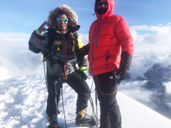 Mera peak climbing refuge mera