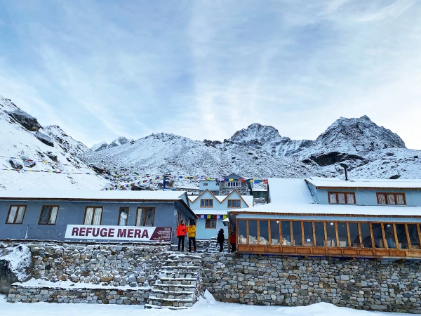 Refuge mera khare lodge