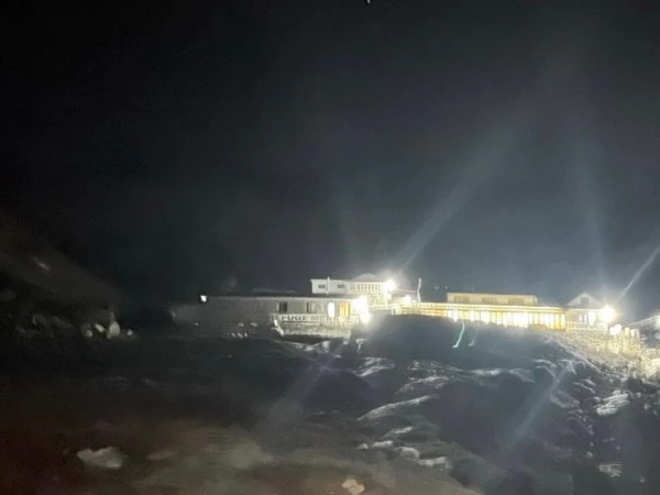 Refuge mera lodge night light 