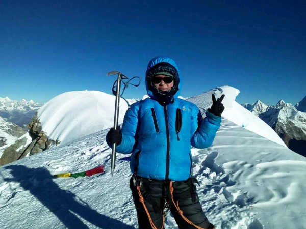 Refuge mera lodge owner maya sherpa